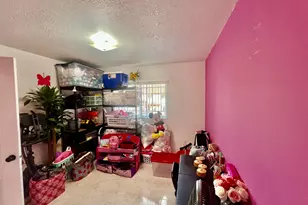 10903 W Okeechobee Rd, Hialeah, FL 33018 - Photo 25