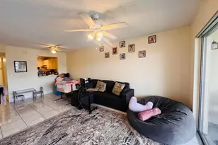 8025 S Colony Cir, Tamarac, FL 33321 - Photo 17