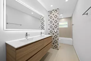 1627 NE 7th St, Fort Lauderdale, FL 33304 - Photo 19
