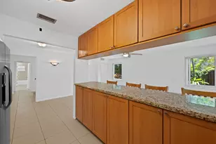 1627 NE 7th St, Fort Lauderdale, FL 33304 - Photo 9