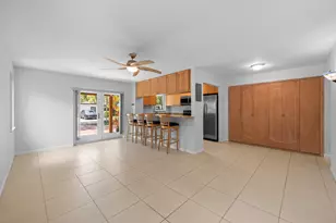1627 NE 7th St, Fort Lauderdale, FL 33304 - Photo 5