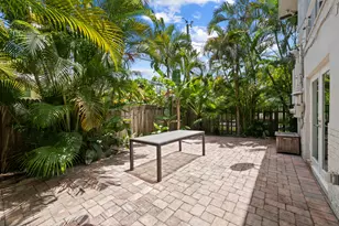 1627 NE 7th St, Fort Lauderdale, FL 33304 - Photo 17