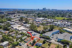 950 29th St, West Palm Beach, FL 33407 - Photo 1
