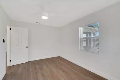 950 29th Street, West Palm Beach, FL 33407 - Photo 15