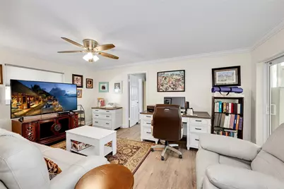 1010 NW 89th Way, Plantation, FL 33322 - Photo 15