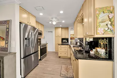 1010 NW 89th Way, Plantation, FL 33322 - Photo 11