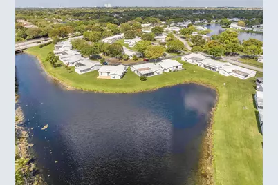 1010 NW 89th Way, Plantation, FL 33322 - Photo 37