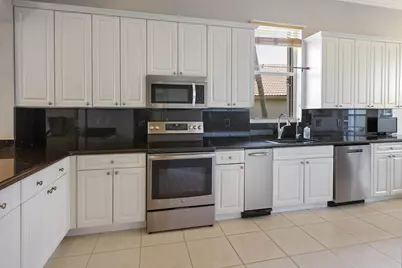5743 Fountains Drive S, Lake Worth, FL 33467 - Photo 9