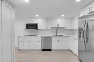 5750 Turin St, Coral Gables, FL 33146 - Photo 11