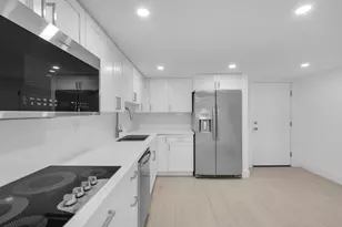 5750 Turin St, Coral Gables, FL 33146 - Photo 5