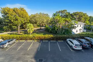 5750 Turin St, Coral Gables, FL 33146 - Photo 23
