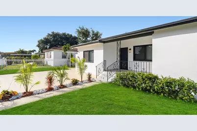 9001 NW 32nd Ct Road, Miami, FL 33147 - Photo 37