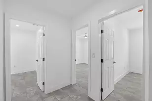 9001 NW 32nd Ct Rd, Miami, FL 33147 - Photo 25