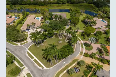 4197 Finishline Terrace, Davie, FL 33330 - Photo 41