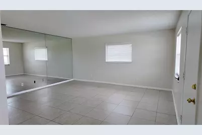 227 Castlewood Drive #207, North Palm Beach, FL 33408 - Photo 3