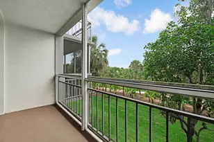6169 Balboa Cir, Boca Raton, FL 33433 - Photo 3