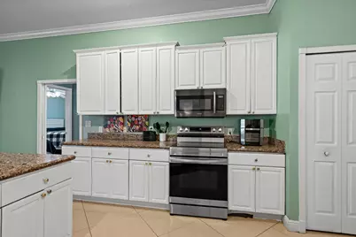 286 NW Bayshore Boulevard, Port Saint Lucie, FL 34983 - Photo 13