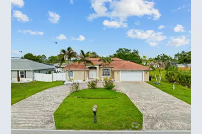 286 NW Bayshore Boulevard, Port Saint Lucie, FL 34983 - Photo 1