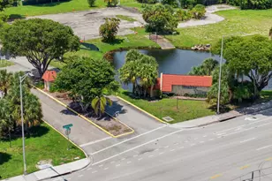 52 Canterbury Ln, Tamarac, FL 33319 - Photo 25