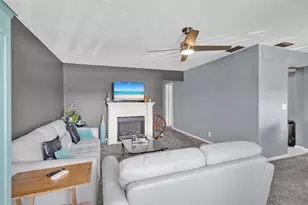 10000 Meridian Way N, Palm Beach Gardens, FL 33410 - Photo 19