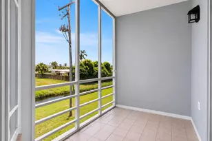 10000 Meridian Way N, Palm Beach Gardens, FL 33410 - Photo 29
