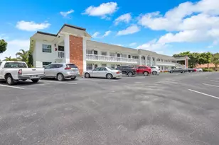 10000 Meridian Way N, Palm Beach Gardens, FL 33410 - Photo 1
