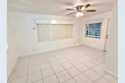 118 SE 10th Court, Deerfield Beach, FL 33441 - Photo 9