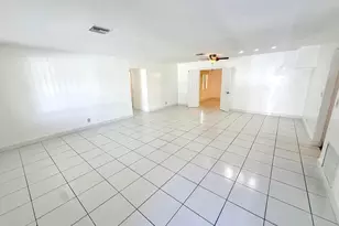 118 SE 10th Ct, Deerfield Beach, FL 33441 - Photo 3