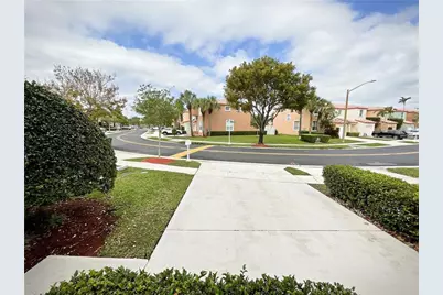 777 NW 151st Avenue, Pembroke Pines, FL 33028 - Photo 27