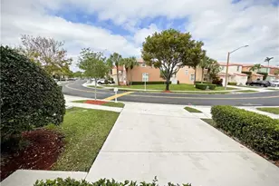 777 NW 151st Ave, Pembroke Pines, FL 33028 - Photo 27