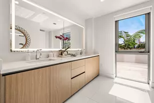 475 E Royal Palm Rd, Boca Raton, FL 33432 - Photo 21