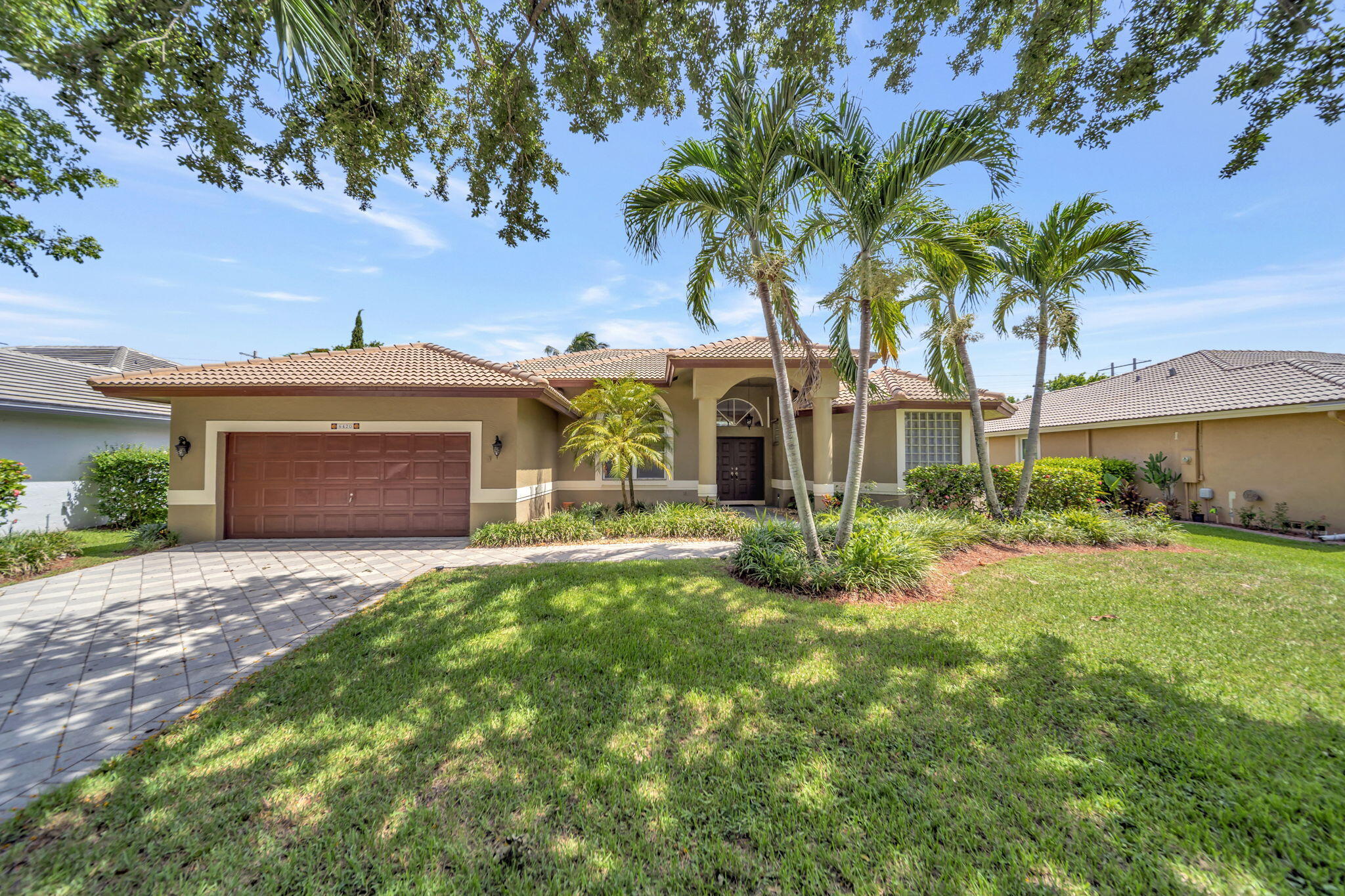 6420 NW 41st St - 6420 NW 41st St, Coral Springs, FL 33067 Luxury Property | Jose Angel Pina