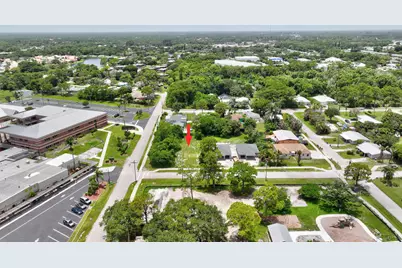 5684 SE 45th Avenue SE, Stuart, FL 34997 - Photo 13
