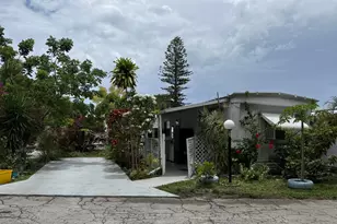 21 Palm Dr, Lake Worth Beach, FL 33461 - Photo 1