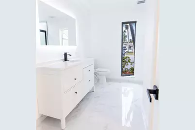 1070 SW 18th Street, Boca Raton, FL 33486 - Photo 11