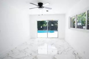 1070 SW 18th St, Boca Raton, FL 33486 - Photo 9