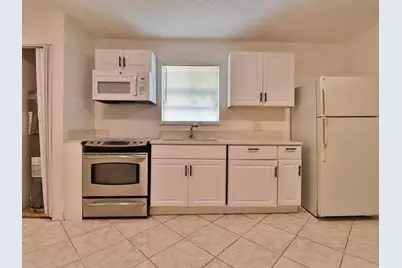 3024 W Dixie Boulevard, Fort Pierce, FL 34946 - Photo 9