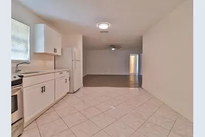 3024 W Dixie Boulevard, Fort Pierce, FL 34946 - Photo 7