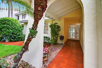 6105 Via Laguna Lane, Boca Raton, FL 33433 - Photo 3
