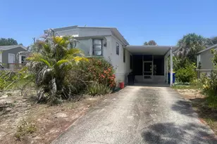 7961 SE Skylark Ave, Hobe Sound, FL 33455 - Photo 1