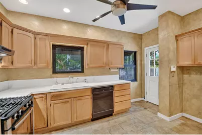 109 George Bush Boulevard, Delray Beach, FL 33444 - Photo 11