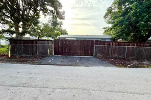 661 NW 23rd Terrace, Pompano Beach, FL 33069 - Photo 23