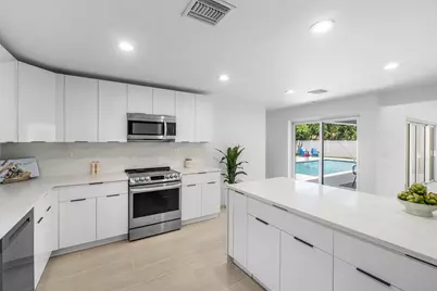 723 SW 27th Terrace, Boynton Beach, FL 33435 - Photo 11