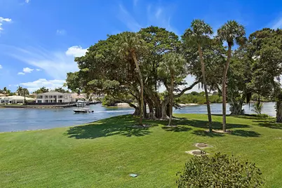 374 Golfview Road #205, North Palm Beach, FL 33408 - Photo 31