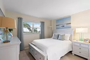 555 NW 4th Ave, Boca Raton, FL 33432 - Photo 27
