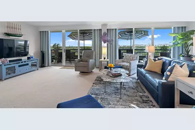 555 NW 4th Avenue #Apt 501, Boca Raton, FL 33432 - Photo 1