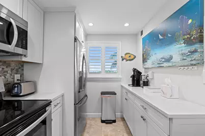 555 NW 4th Avenue #Apt 501, Boca Raton, FL 33432 - Photo 15