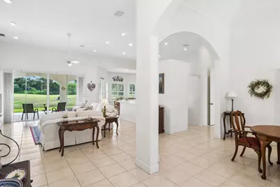 8004 Links Way, Port Saint Lucie, FL 34986 - Photo 5