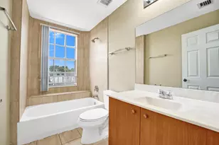 2725 NE 8th Ave, Wilton Manors, FL 33334 - Photo 39