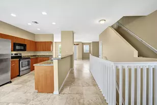 2725 NE 8th Ave, Wilton Manors, FL 33334 - Photo 21